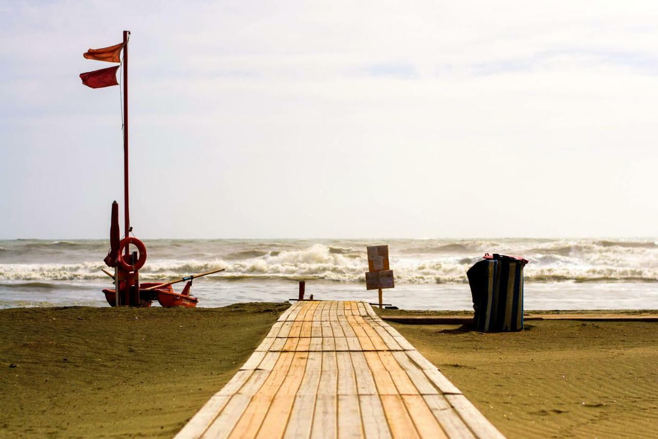 Apartamento Open Space On The Sea Of Rome !:) Lido di Ostia Exterior foto